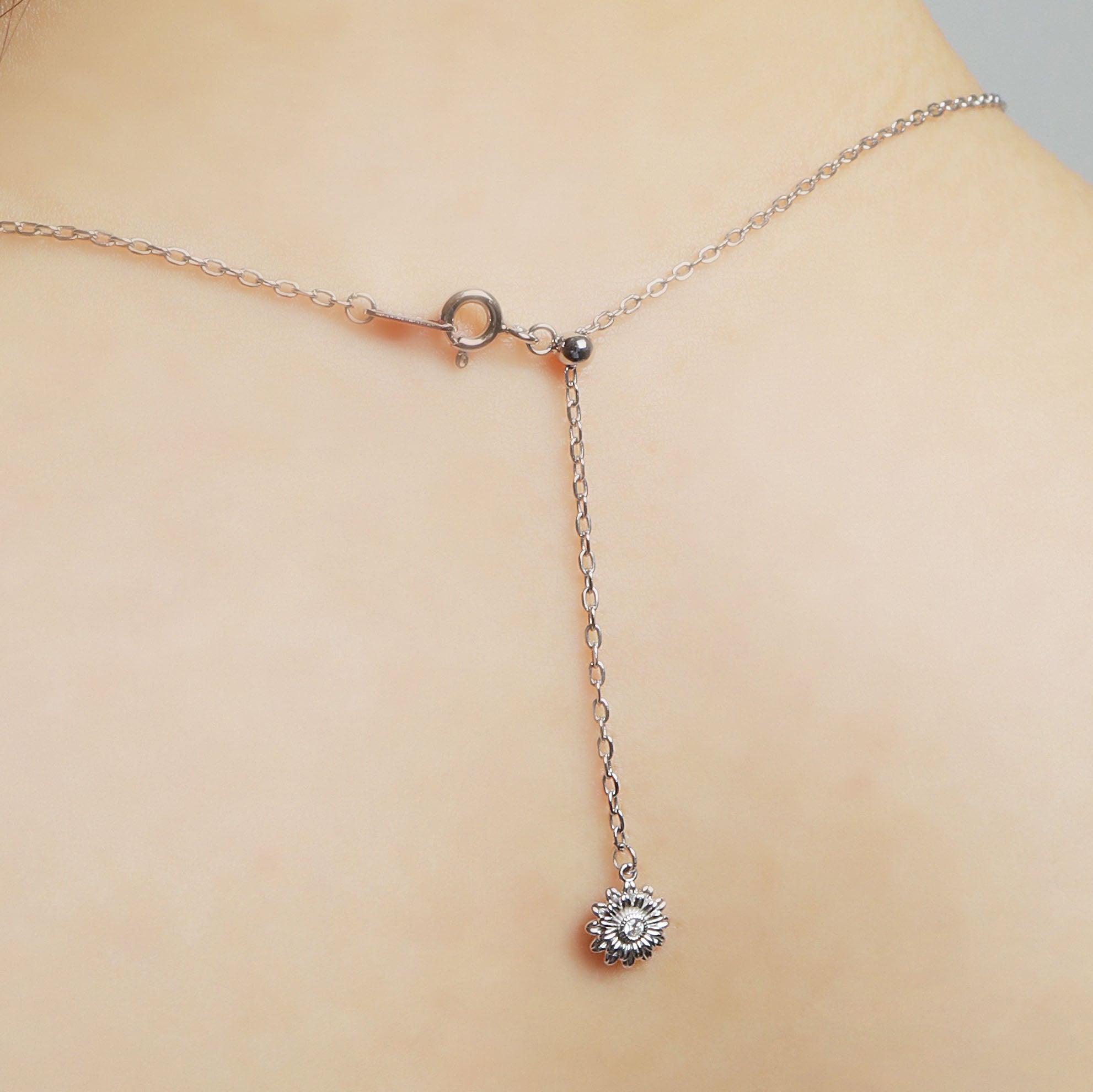 MoonLight Bloom Necklace（Silver）【Luxe】 | Freecus